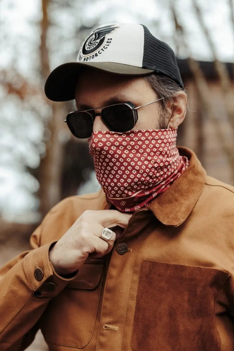 Age of Glory Kanoko Neck Tube in Red | Veloce Club