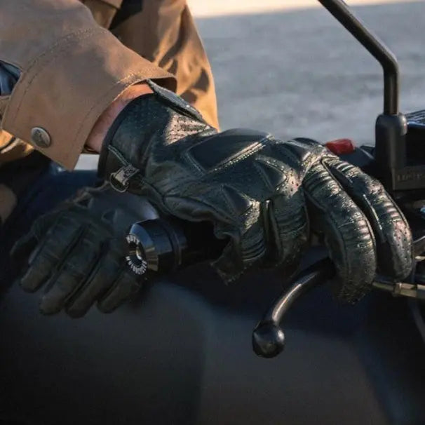 By City Pilot II Gloves