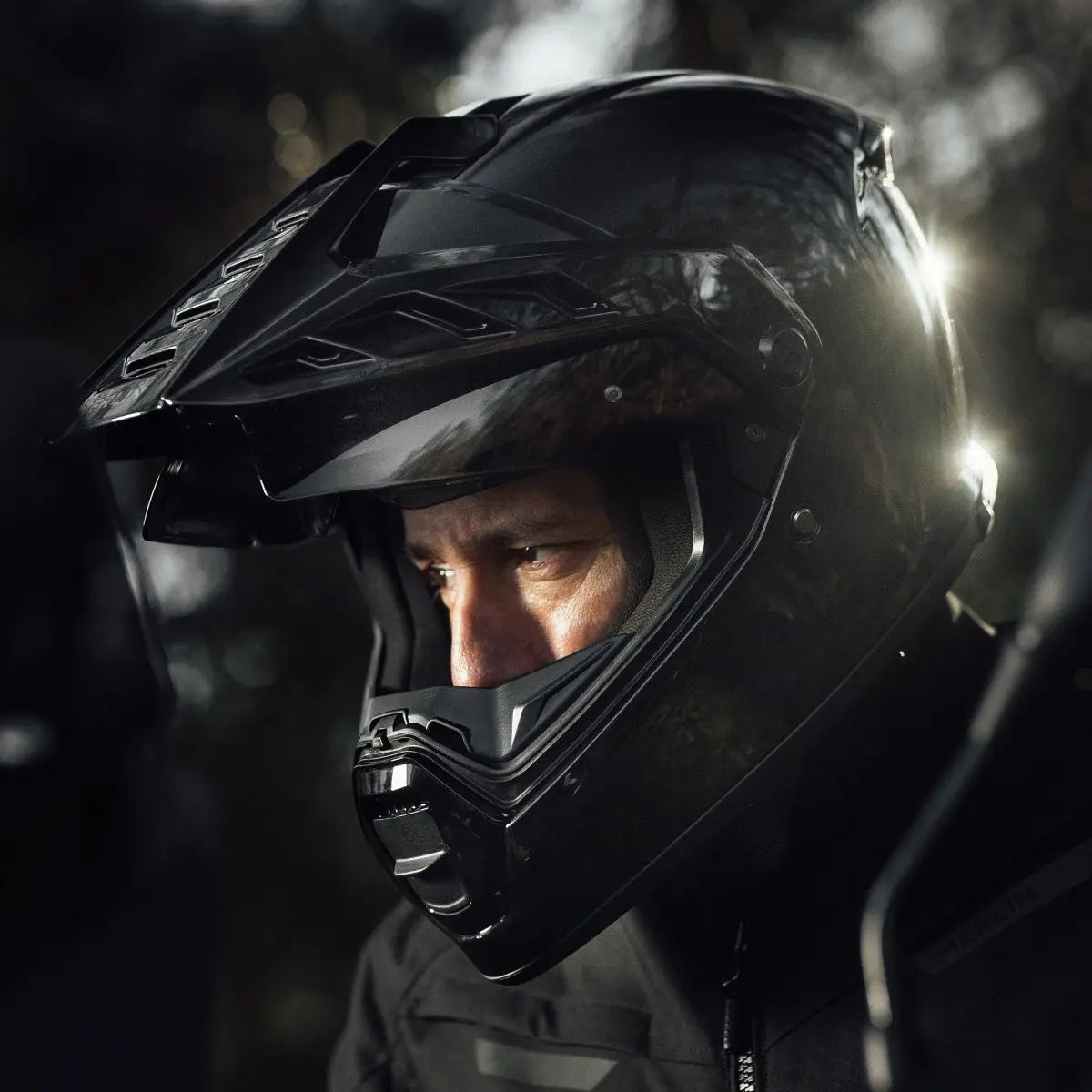 Merlin Torres Adventure Helmet in Gloss Black | Veloce Club