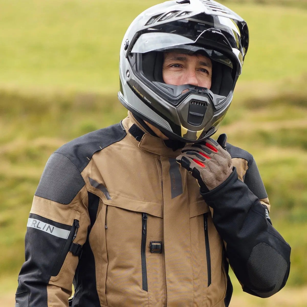 Merlin Torres Adventure Helmet in Speed Grey | Veloce Club