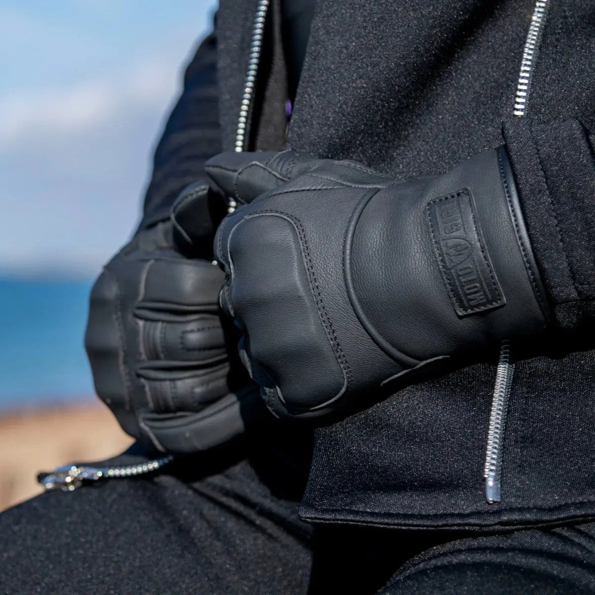 MotoGirl Bessie Gloves in Black | Veloce Club