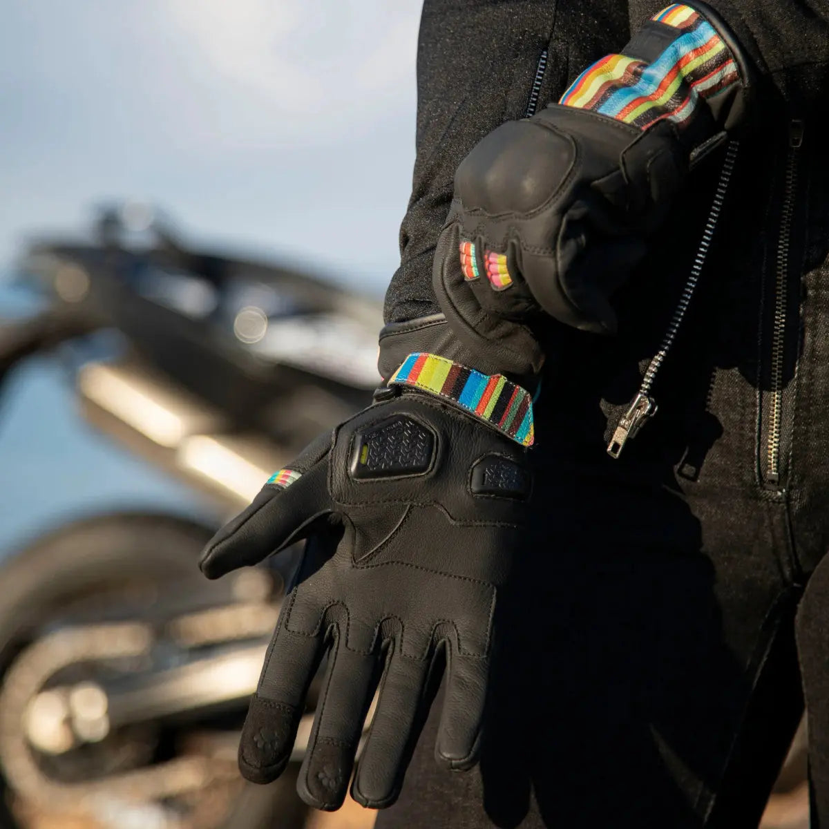MotoGirl Bessie Gloves in Stripe | Veloce Club