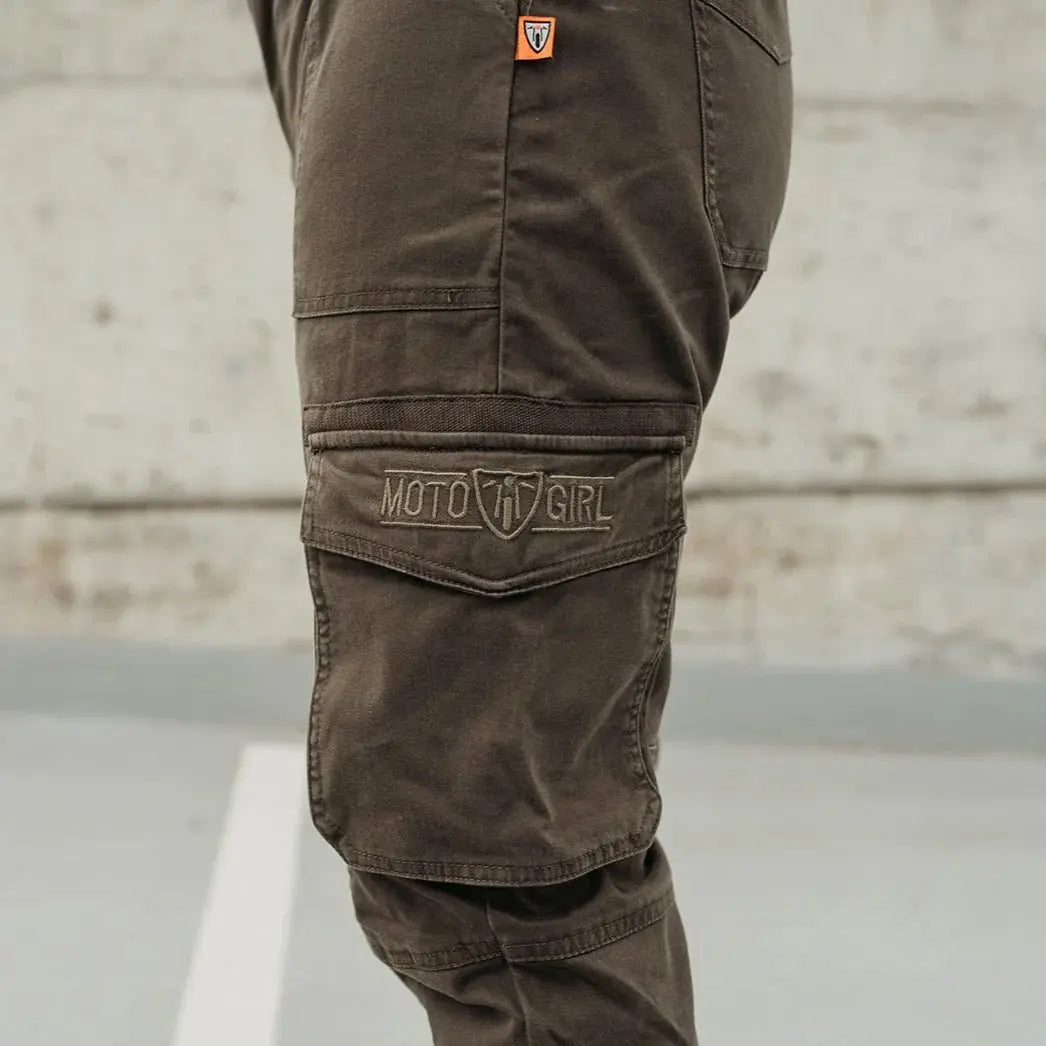 MotoGirl Lara Cargo trousers in Green