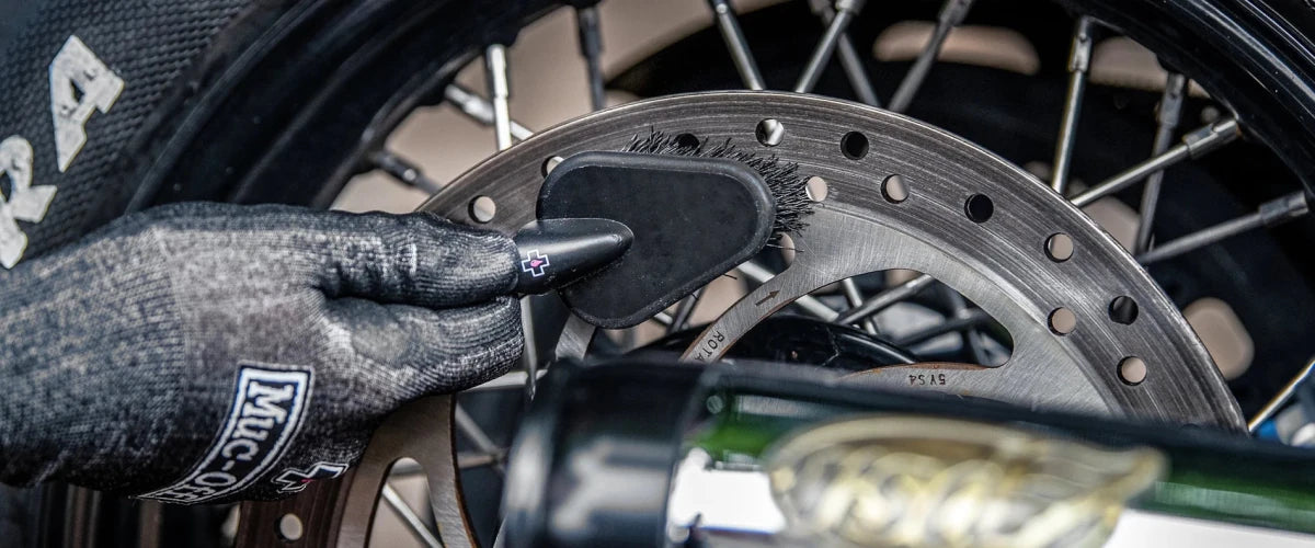 Muc-Off Detailing Brush Hard-to-Reach Dirt | Veloce Club