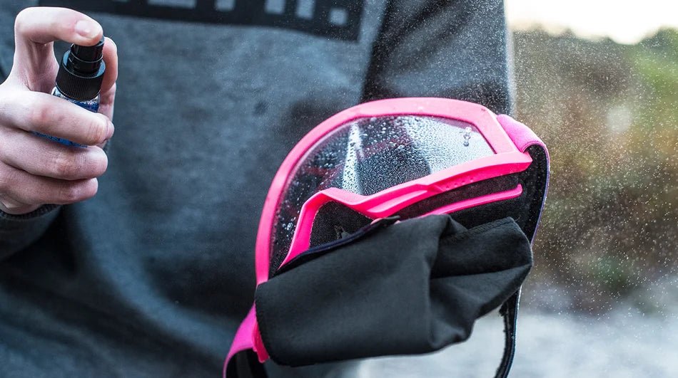 Muc-Off Premium Microfibre Detailing Cloth | Veloce Club