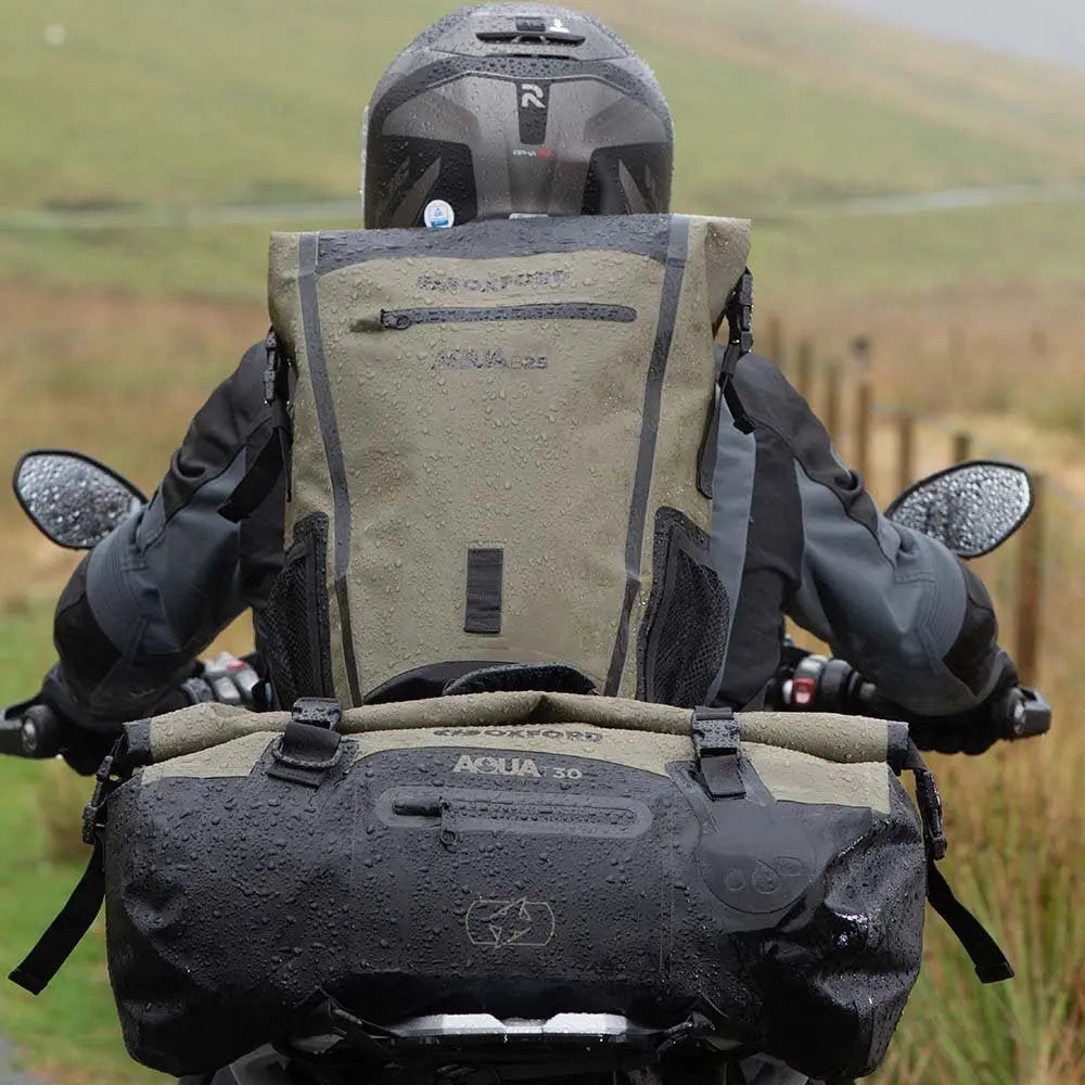 Oxford Aqua T - 30 Roll Bag in Black and Khaki