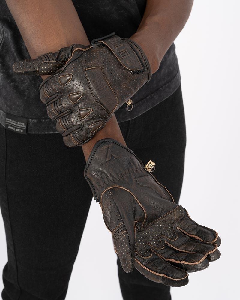 By City Pilot II Motorcycle Gloves Brown | Veloce Club