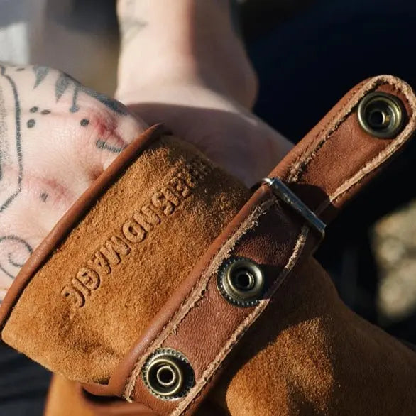 Wildust Sisters Arizona Gloves - Brown | Veloce Club