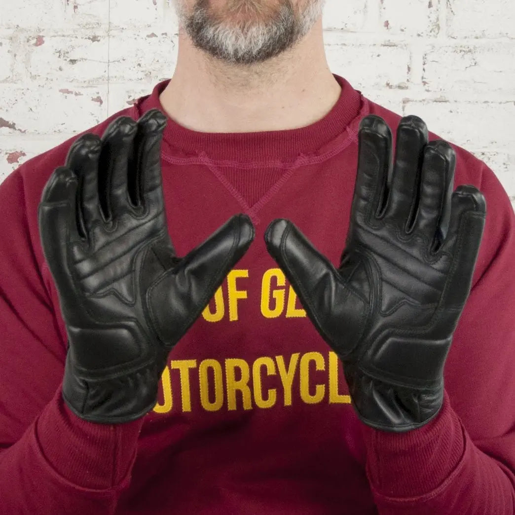 Age of Glory Rover Leather CE Waxed Gloves in Black | Veloce Club