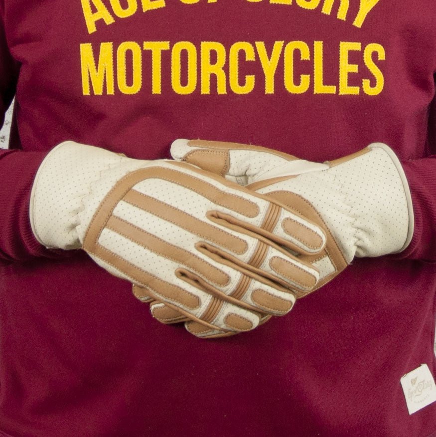 Age of Glory Victory Leather CE Gloves in Cream and Caramel