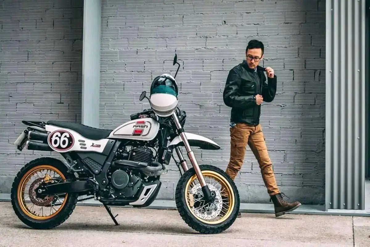 By City Moto is here at Veloce Club! Veloce Club