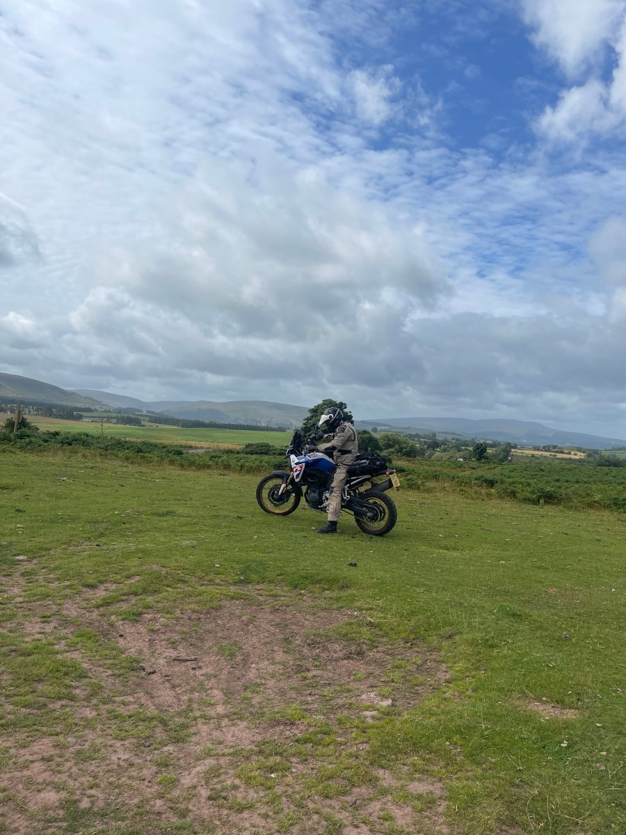 5 - 7 Sept: Monmouth Mayhem: Two Wheels, No Clue Tour