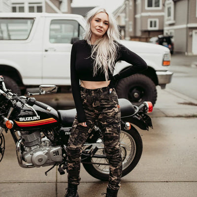 MotoGirl Lara Cargo trousers in Camo
