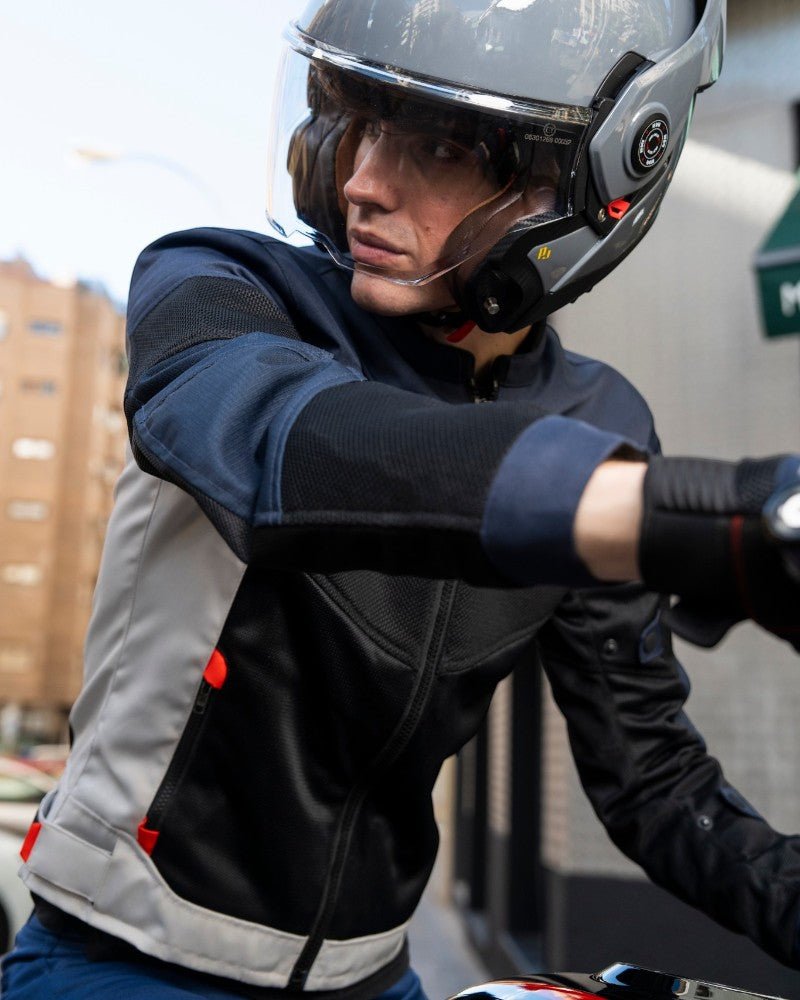 By City 180 Tech II Flip front Helmet in Anthracite | Veloce Club