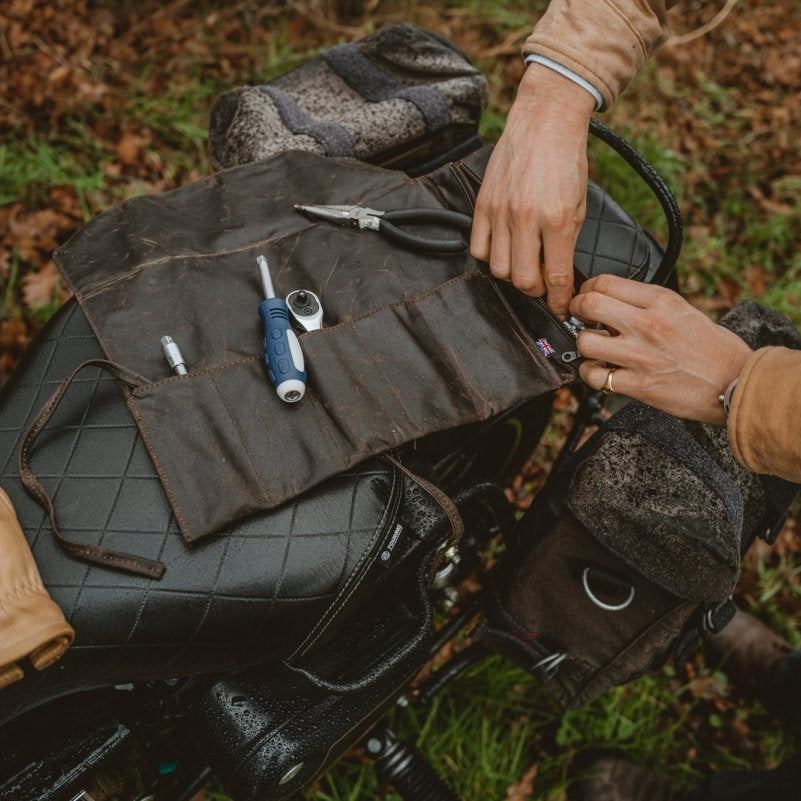 Libertatia Oilskin Tool Roll in Highlands
