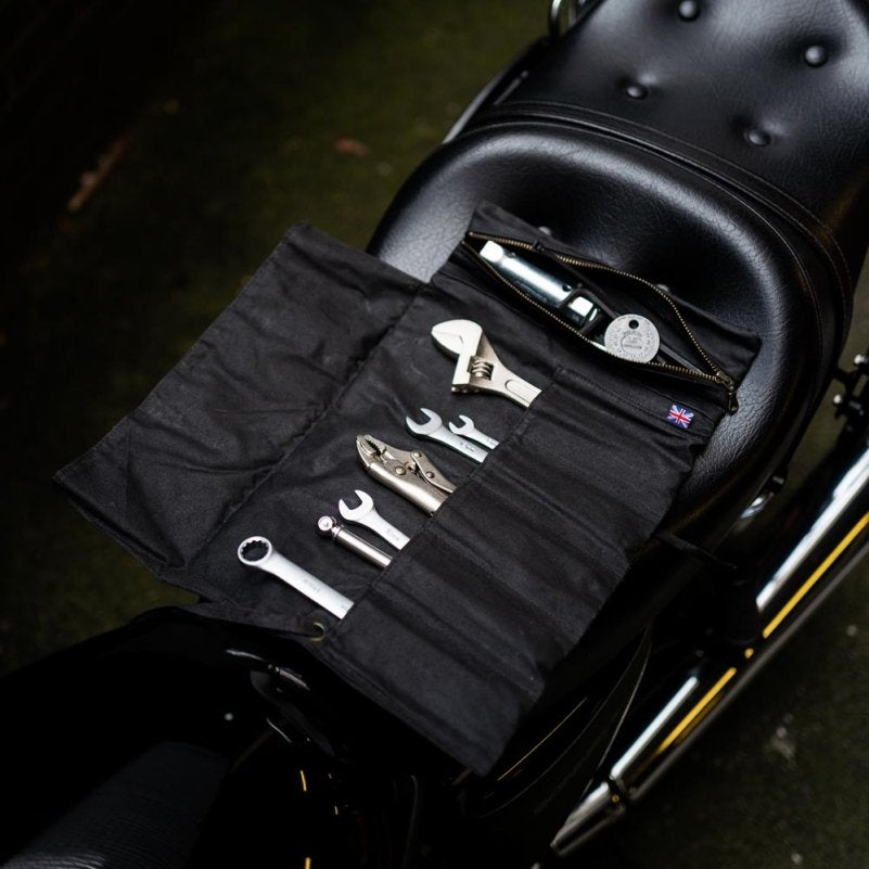 Libertatia Oilskin Tool Roll in Pitch Black
