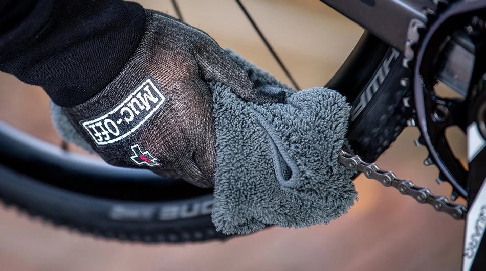Muc-Off Luxury Microfibre Polishing Cloth | Veloce Club