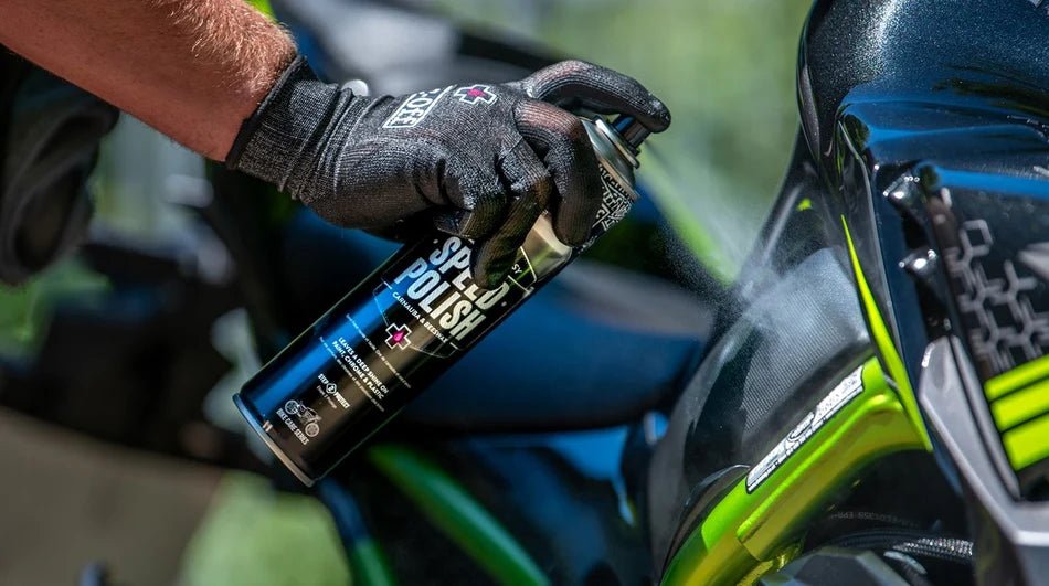 Muc-Off Motorcycle Speed Polish 400ml | Veloce Club