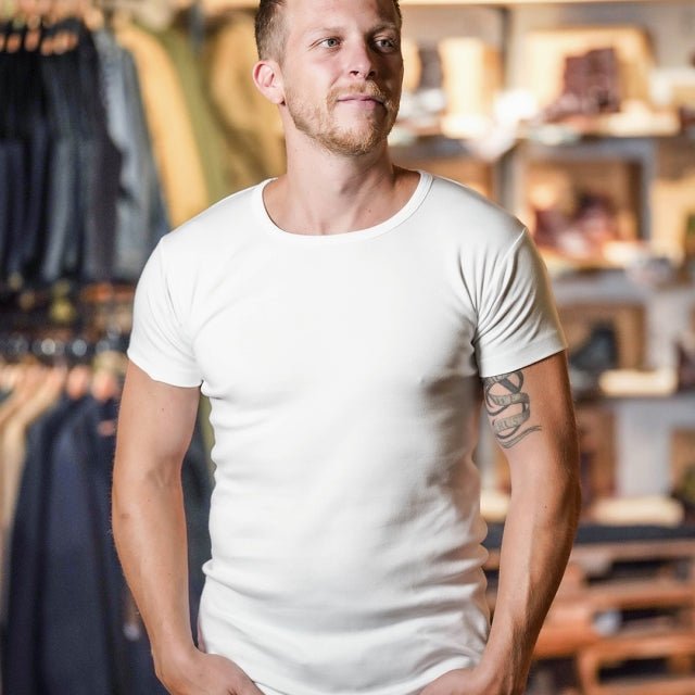 Pike Brothers 1947 Round Neck T-shirt Set White - available at Veloce Club