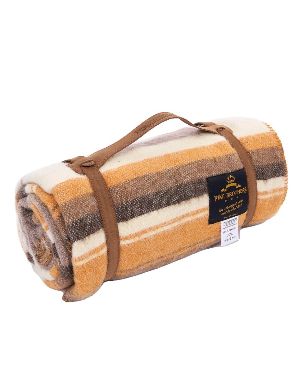 Pike Brothers 1969 Roadrunner Blanket | Veloce Club