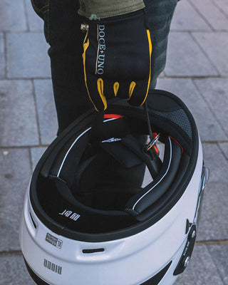 Rider 06 Pearl White - available at Veloce Club