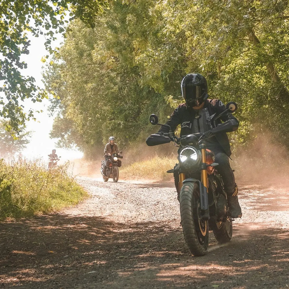 Join us for The Dirt Social, a relaxed introduction to the world of soft roading.