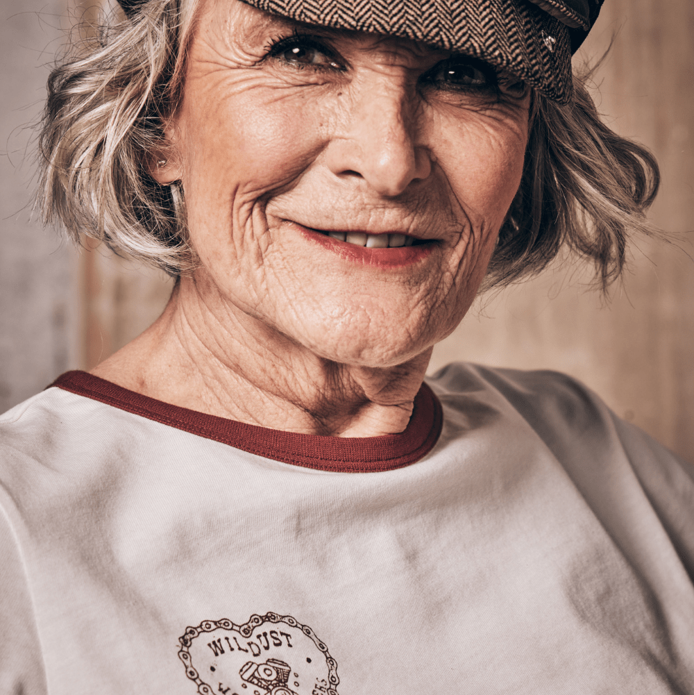 Wildust Sisters Heart Ride T-Shirt in White