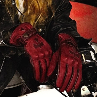 Wildust Sisters Sunclaw Women's Motorcycle Gloves - Red | Veloce Club