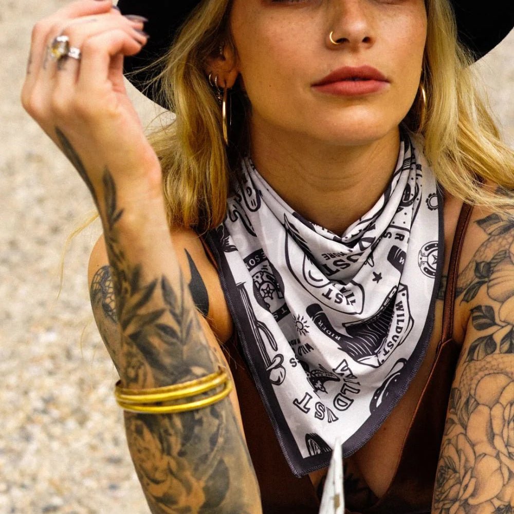 Wildust Sisters Moto Scarf Wild Spirit - Grey | Veloce Club