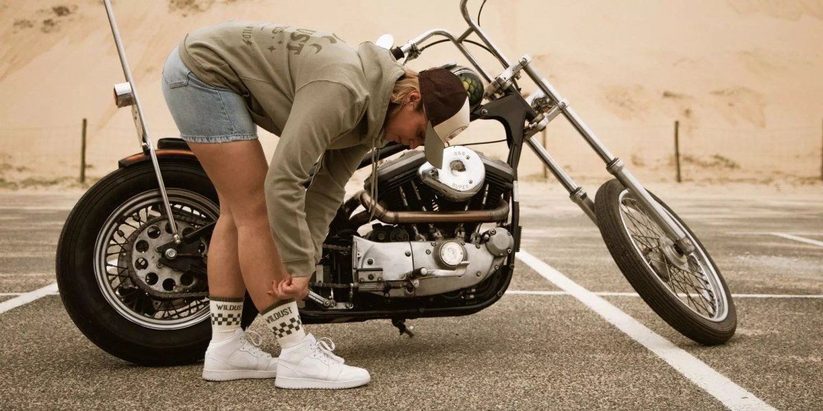 Wildust Sisters Race Green Socks | Veloce Club