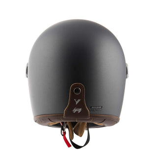 Helmet in Matt Grey