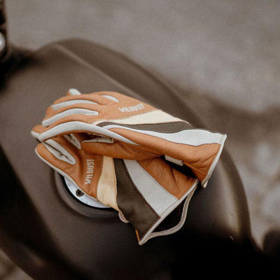 Wildust Sisters 70's Stripes Gloves in Camel | Veloce Club